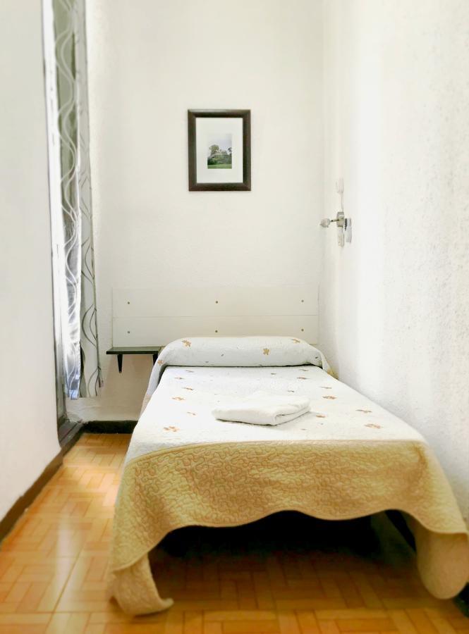 Hostal Los Arcos Madrid Kültér fotó