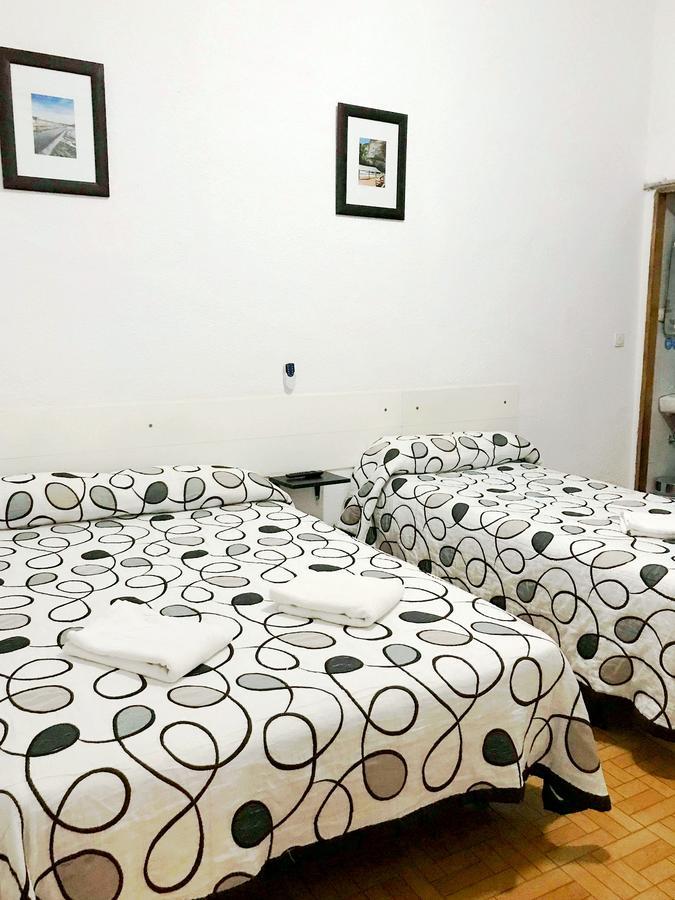 Hostal Los Arcos Madrid Kültér fotó
