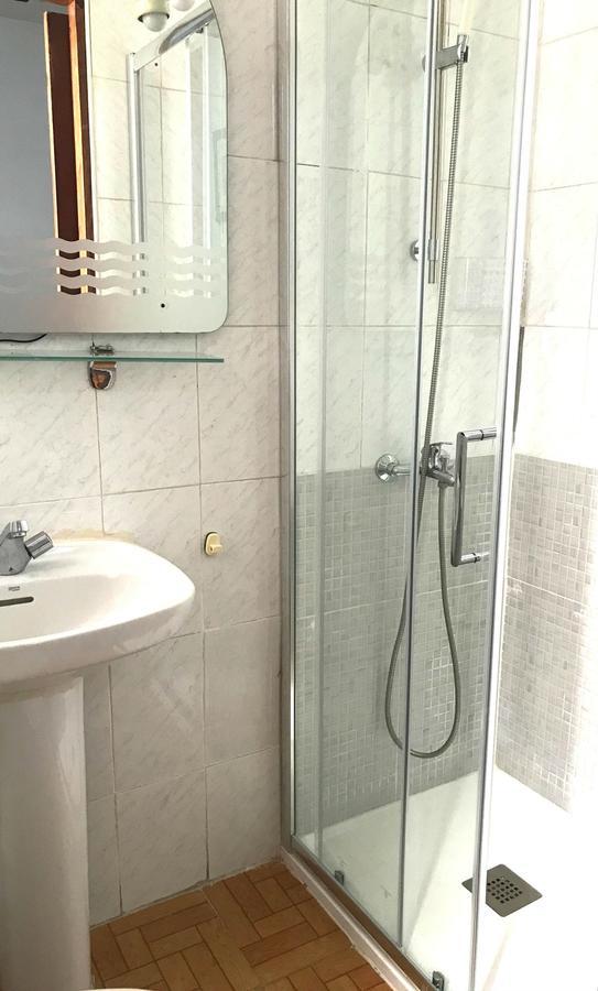 Hostal Los Arcos Madrid Kültér fotó